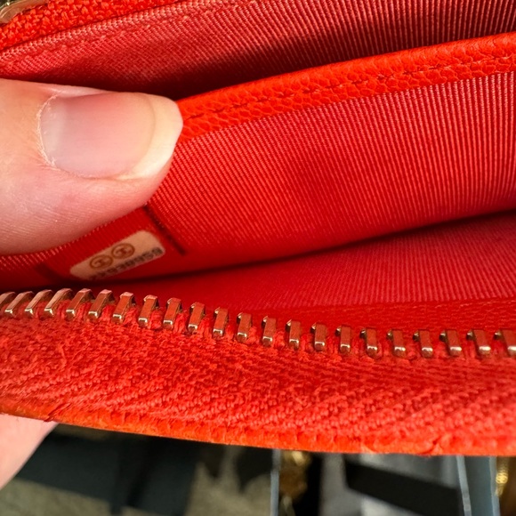 CHANEL Classic long zipped wallet w/dust bag - Picture 7 of 8